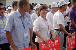 [江西]鹰潭举办首届“文明驾校”“金牌教练员”评选活动
