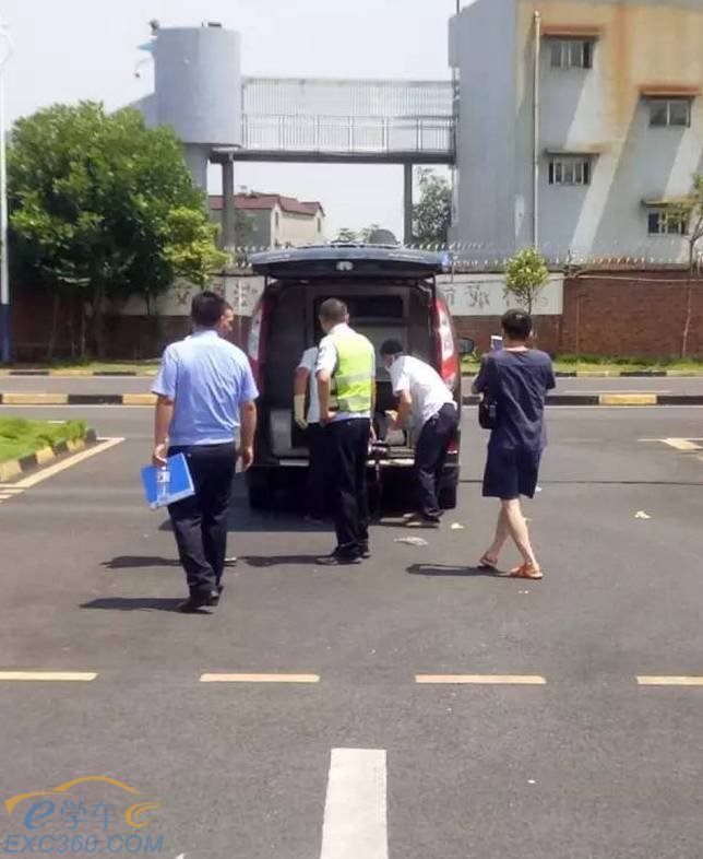 宜宾一农村小学老师驾校考科二,疑因紧张过度猝死.....