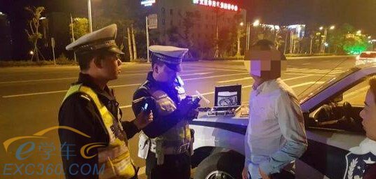 实习期内酒后上高速 司机驾驶证被注销并被罚款2000元